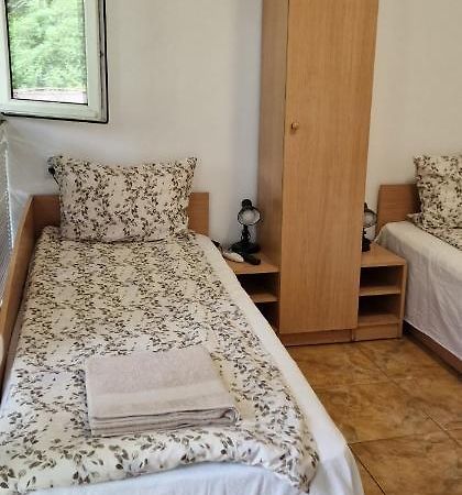 Guest House Selin Велико-Тирново Екстер'єр фото